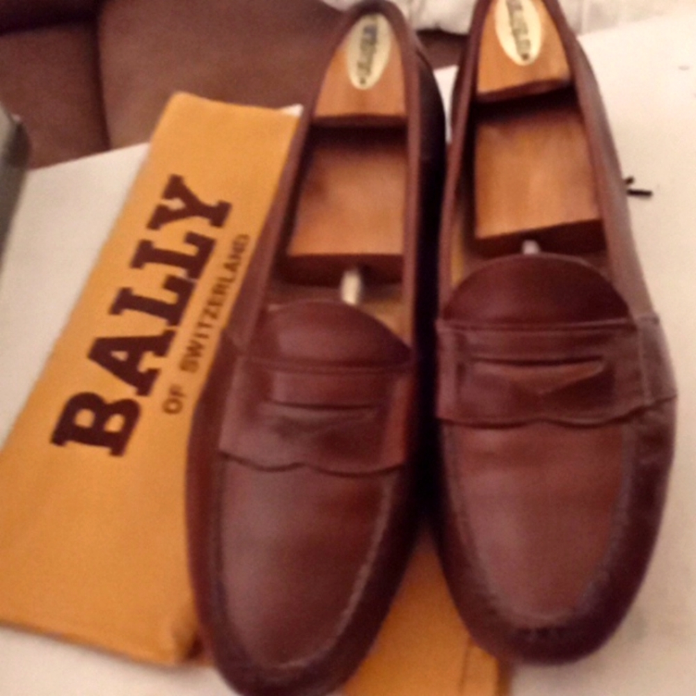 Men's shoes